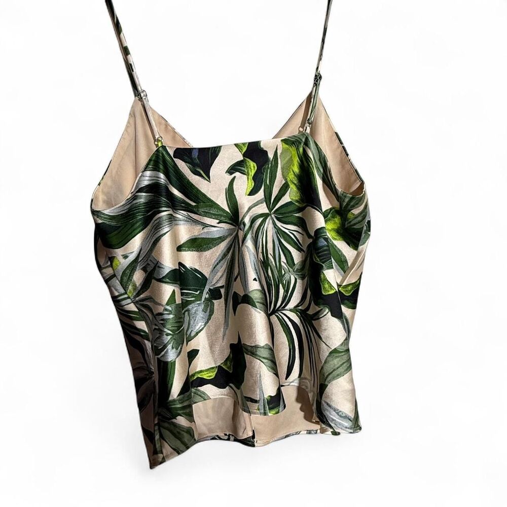 Victoria's Secret Tropical Palm Leaf Print Cami top size M - Picture 6 of 7